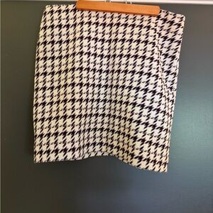 White House Black Market Wool Blend Houndstooth Mini Skirt